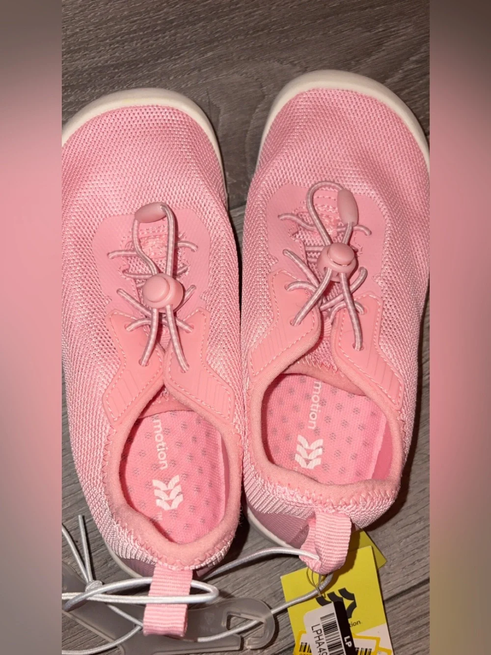 All In Motion Girls Size 1 Berkley Blush Pink Water Shoes New W Tags